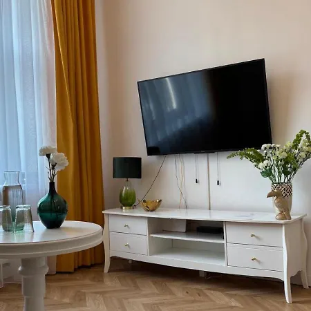 Golden Age Cracow Cracovia