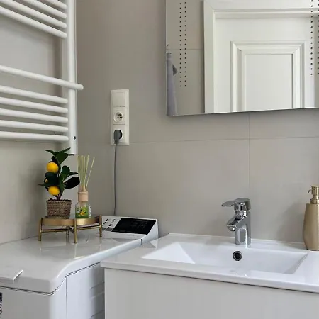 Golden Age Cracow Apartman *